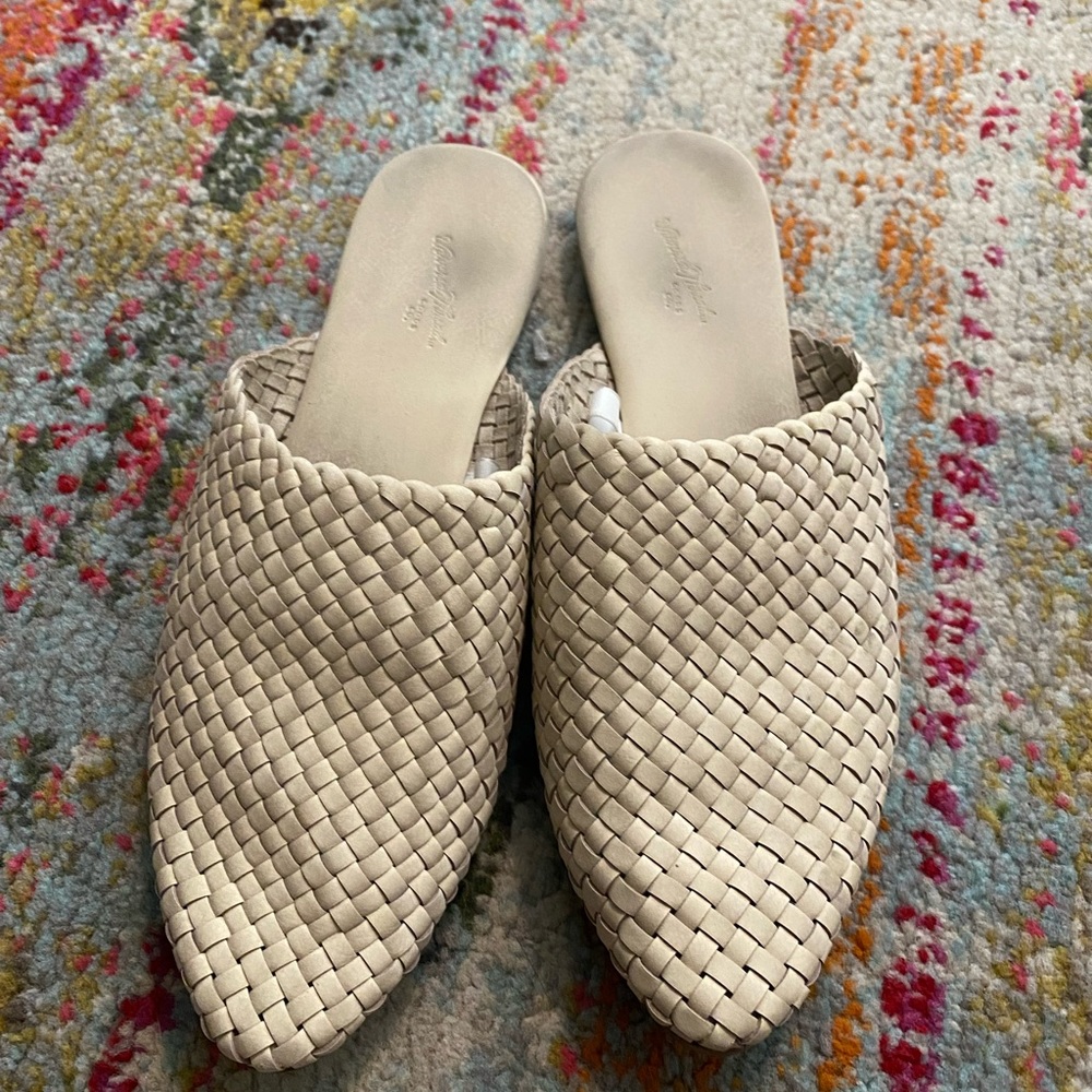 Womens flats